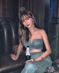 核弹级大妖器看绿色泳装双D超凶 宜霏 (11P)