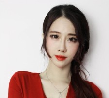 轩子巨2兔Cos绝地求生，粉丝：轩子老师这个比你尬舞还尴尬